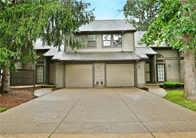 1st image of 1283 Red Tail Hawk Ct #3, Youngstown, OH 44512 | MLS# 5231211