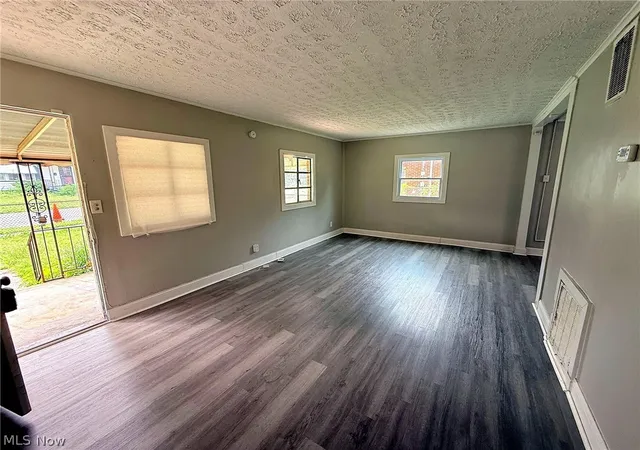 4th image of 4109 E 106Th St, Cleveland, OH 44105 | MLS# 5231980