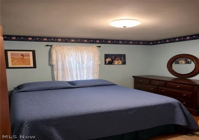 Photo 4 of Sale Pending at 910 E 14th Street, Ashtabula, OH 44004 | MLS# 5231969 | Listing updated on 2026-08-04