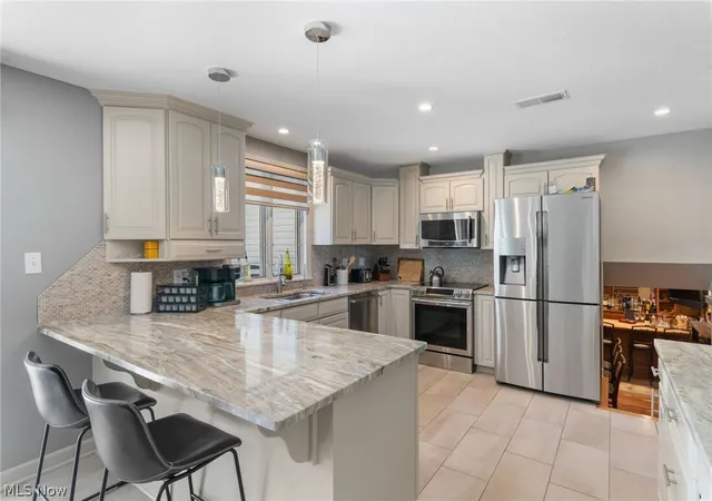 Photo 3 of Single family home for sale at 9445 Barr Rd, Brecksville, OH 44141 | MLS# 5229067 | Listing updated on 2026-08-08