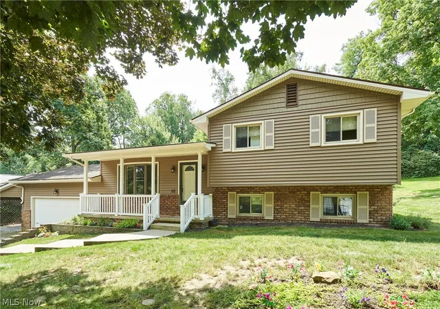 Photo 1 of Single family home for sale at 792 Jolson Ave, Coventry Township, OH 44319 | MLS# 5231566 | Listing updated on 2026-08-28