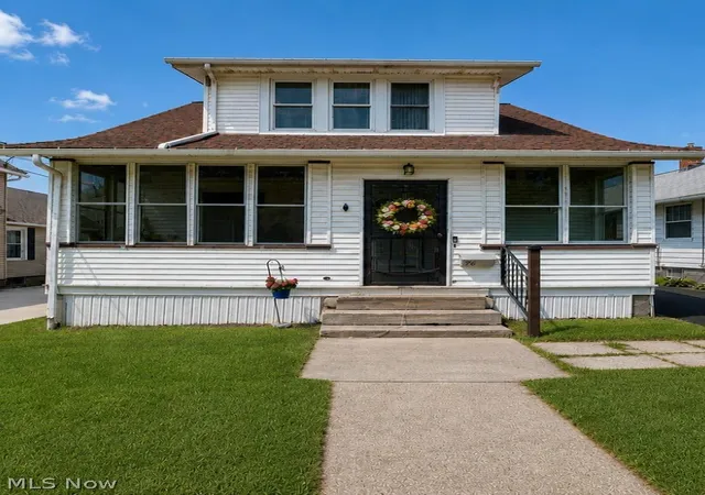 1st image of 701 Tenney Ave, Amherst, OH 44001 | MLS# 5232024