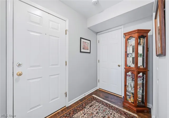 Photo 2 of Condo for sale at 211 S Aspen Ct #3, Warren, OH 44484 | MLS# 5232037 | Listing updated on 2026-09-15