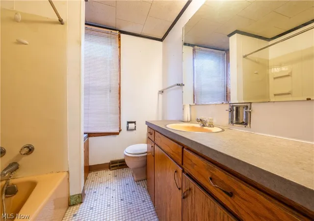 5th image of 204 Main St, Baltic, OH 43804 | MLS# 5231935