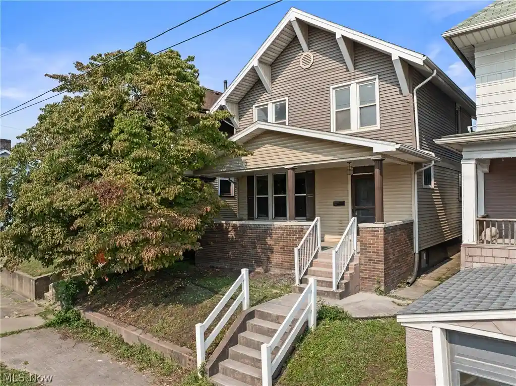 Photo 1 of Single family home for sale at 725 S 4th Street, Martins Ferry, OH 43935 | MLS# 5232091 | Listing updated on 2026-10-23