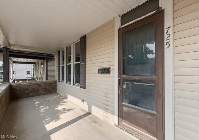 3rd image of 725 S 4Th St, Martins Ferry, OH 43935 | MLS# 5232091