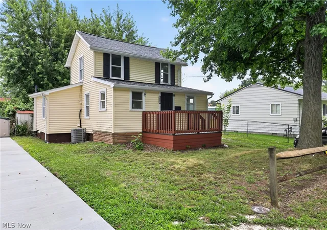2nd image of 5605 Chagrin Dr, Mentor On The Lake, OH 44060 | MLS# 5230735