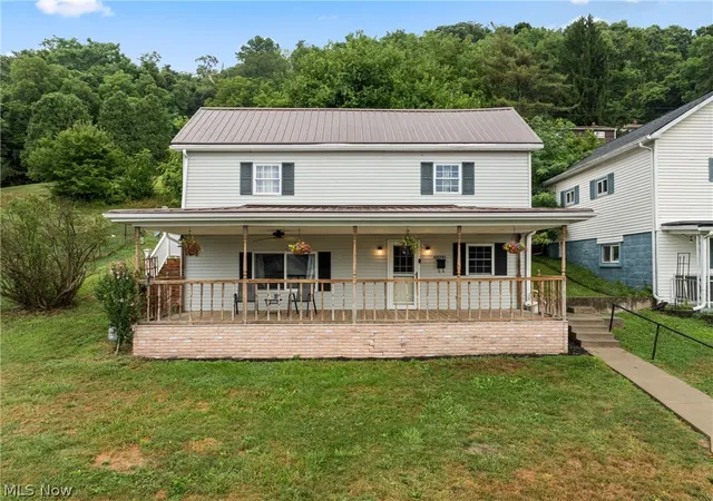3rd image of 68290 Orchard Avenue, Bridgeport, OH 43912 | MLS# 5231842