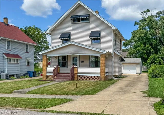 Photo 1 of Single family home for sale at 70 Morris Ave, Girard, OH 44420 | MLS# 5232116 | Listing updated on 2026-08-22