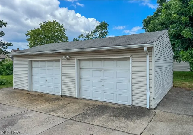 Photo 43 of Single family home for sale at 70 Morris Ave, Girard, OH 44420 | MLS# 5232116 | Listing updated on 2026-08-22