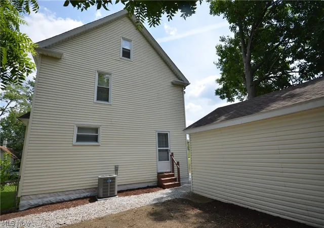 4th image of 448 Bruner St, Akron, OH 44306 | MLS# 5232053