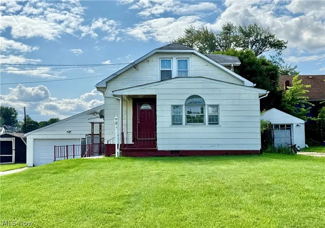 Photo 1 of Sale Pending at 117 Bird Way, Weirton, WV 26062 | MLS# 5231734 | Listing updated on 2026-08-04