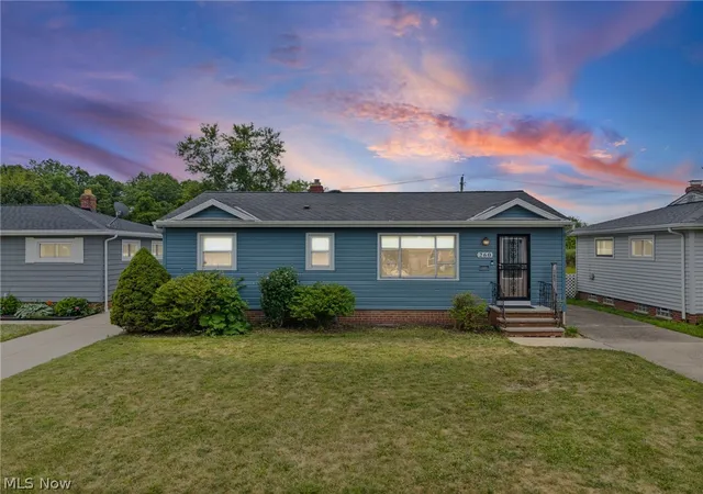 1st image of 260 Deborah Ln, Bedford, OH 44146 | MLS# 5231547