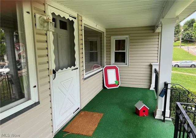 3rd image of 103 Park St, St Clairsville, OH 43950 | MLS# 5232149