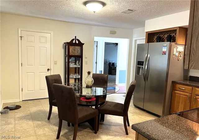4th image of 403 Rivers Edge Dr, Huron, OH 44839 | MLS# 5230057