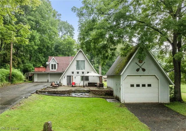 1st image of 426 Sheeprock Rd, Mingo Junction, OH 43953 | MLS# 5232161
