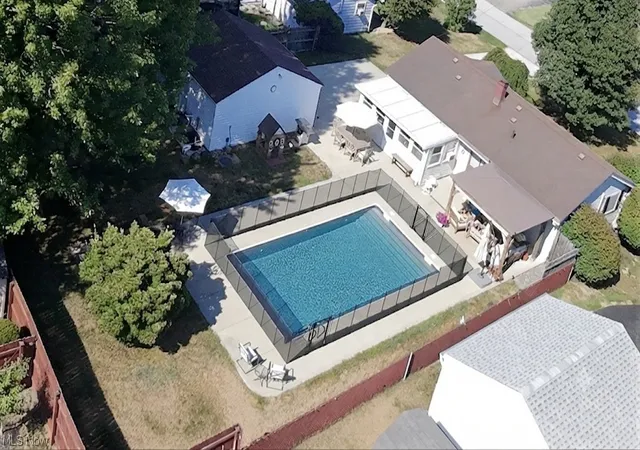 3rd image of 6160 Thistlewood Dr, Mentor, OH 44060 | MLS# 5231880