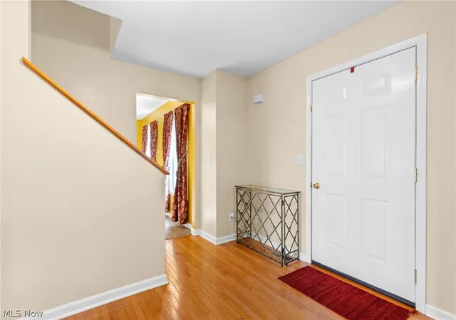 4th image of 71320 Sharon Rd, Bridgeport, OH 43912 | MLS# 5232013