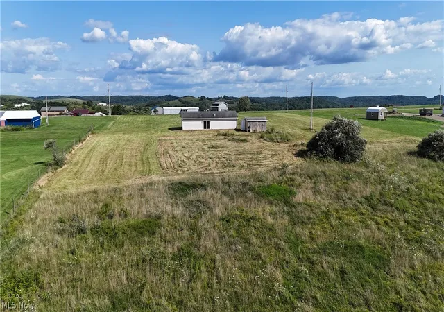 4th image of 57806 Township Road 261, West Lafayette, OH 43845 | MLS# 5232131