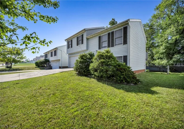 Photo 4 of Single family home for sale at 19020 Watercrest Ave, Maple Heights, OH 44137 | MLS# 5224824 | Listing updated on 2026-08-22