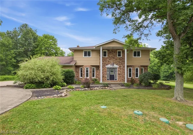 1st image of 11425 Peach Tree Dr, Chesterland, OH 44026 | MLS# 5231450