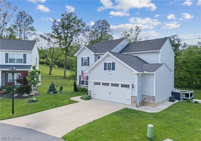 Photo 2 of Single family home for sale at 1216 Selena Grv, Green, OH 44685 | MLS# 5232179 | Listing updated on 2026-08-02
