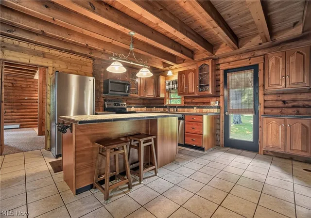 2nd image of 348 Tony Dr, Conneaut, OH 44030 | MLS# 5231953