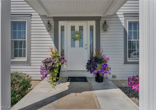 3rd image of 4200 W Candy Apple Ct, New Middletown, OH 44442 | MLS# 5231628