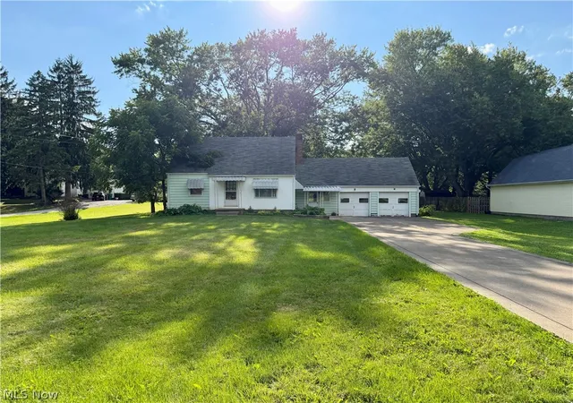 1st image of 4111 Broadway Ave Ne, Louisville, OH 44641 | MLS# 5231836