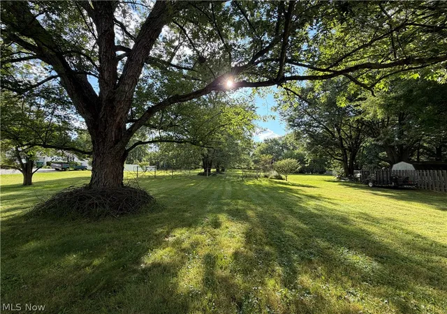 5th image of 4111 Broadway Ave Ne, Louisville, OH 44641 | MLS# 5231836