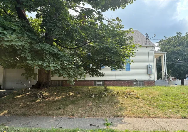 21st image of 1195 Lindsay Ave, Akron, OH 44306 | MLS# 5232209
