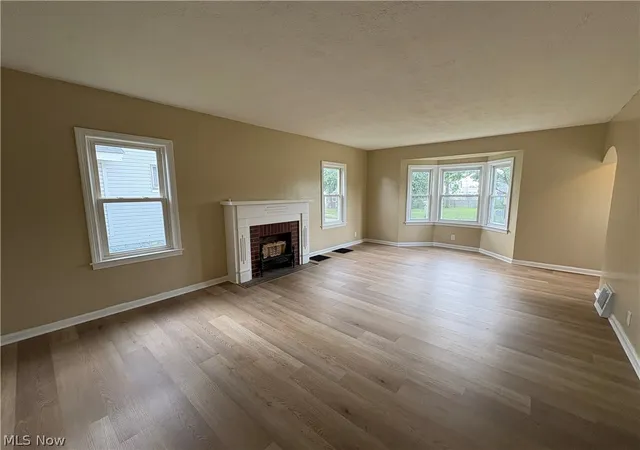 2nd image of 1195 Lindsay Ave, Akron, OH 44306 | MLS# 5232209