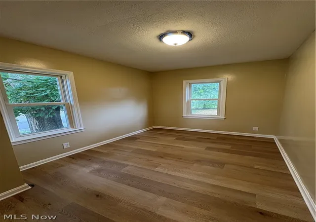 4th image of 1195 Lindsay Ave, Akron, OH 44306 | MLS# 5232209