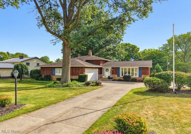 2nd image of 4963 Millwood Dr, Broadview Heights, OH 44147 | MLS# 5229414