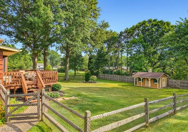 3rd image of 4963 Millwood Dr, Broadview Heights, OH 44147 | MLS# 5229414