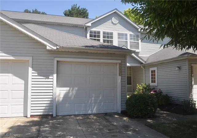 2nd image of 1193 Pinecrest Pl, Willoughby, OH 44094 | MLS# 5232229