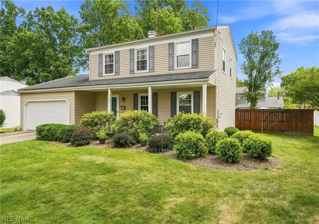 2nd image of 4185 Claridge Dr, Austintown, OH 44511 | MLS# 5232200