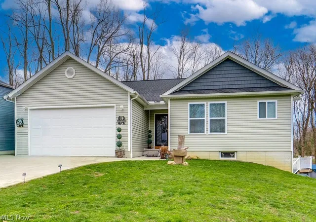 1st image of 2904 Pepper Hill Cir, Akron, OH 44312 | MLS# 5232128