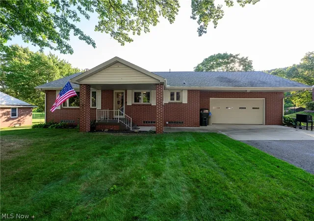 1st image of 2984 Seikel Dr Ne, Dover, OH 44622 | MLS# 5232070