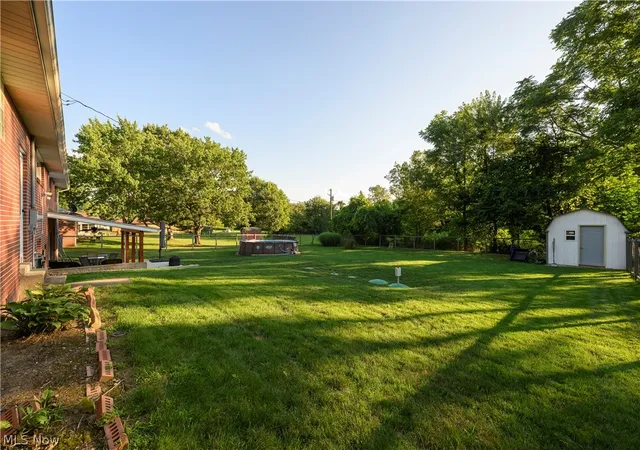 4th image of 2984 Seikel Dr Ne, Dover, OH 44622 | MLS# 5232070