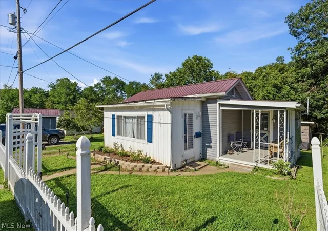 Photo 2 of Single family home for sale at 306 Walnut St, Pennsboro, WV 26415 | MLS# 5231595 | Listing updated on 2026-08-10