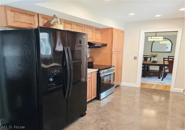 Photo 3 of Single family home for sale at 14565 Uhlin Dr, Cleveland, OH 44130 | MLS# 5231993 | Listing updated on 2026-08-21