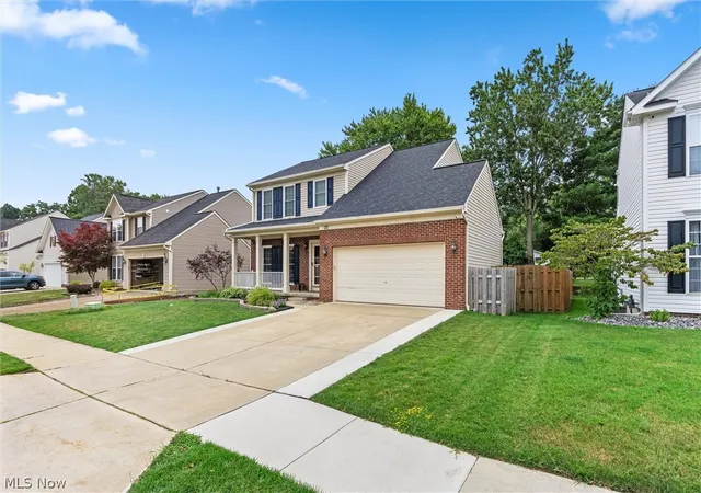 3rd image of 137 Colonial Dr, Painesville, OH 44077 | MLS# 5232342
