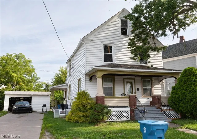 2nd image of 700 W 17th St, Lorain, OH 44052 | MLS# 5230958