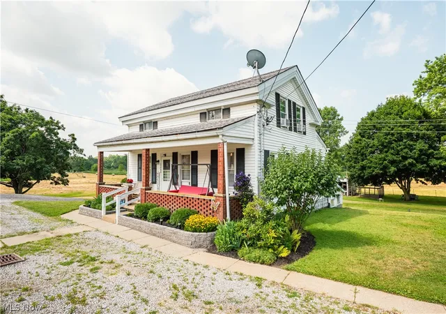 3rd image of 11755 Market Ave Nw, Uniontown, OH 44685 | MLS# 5232352