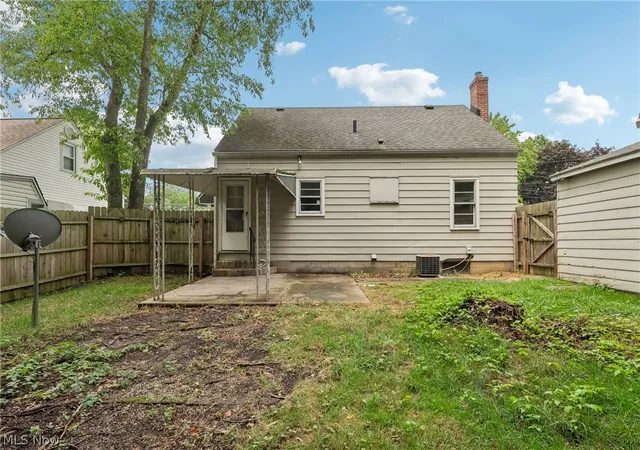 25th image of 1237 Easton Dr, Akron, OH 44310 | MLS# 5232434