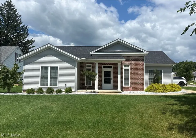 2nd image of 502 Berklee Dr, Youngstown, OH 44514 | MLS# 5232392