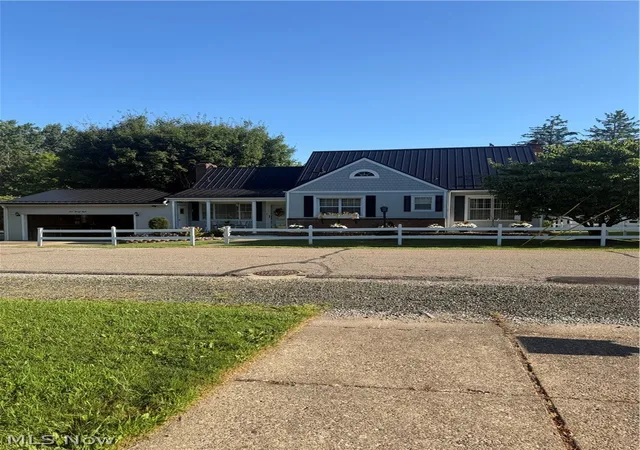 1st image of 128 Victory Pl, Marietta, OH 45750 | MLS# 5232484
