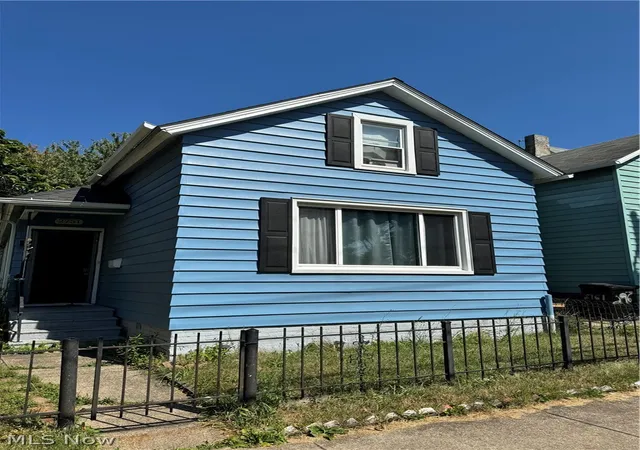 1st image of 2751 W 32nd St, Cleveland, OH 44113 | MLS# 5231638