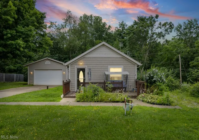 1st image of 3315 Linda St, Akron, OH 44319 | MLS# 5232119